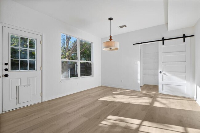 Building Photo - 2209 Boneset Trail