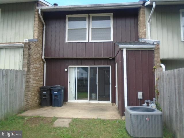 Building Photo - 10225 Campus Way S