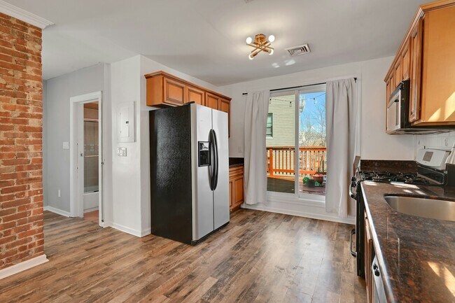 Building Photo - 30 Columbia Terrace