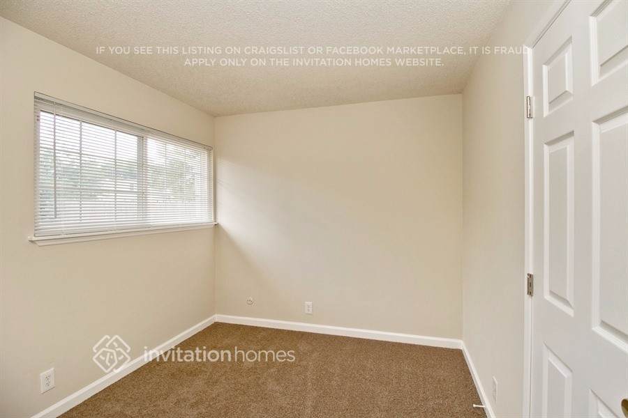 Building Photo - 125 Kennison Ct