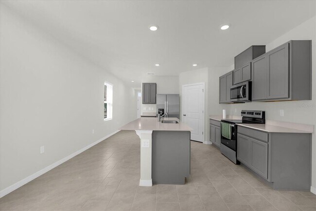 Building Photo - 4932 Kaia Ave