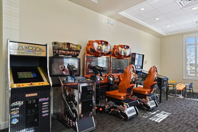 Building Photo - 6451 New Independence Pkwy