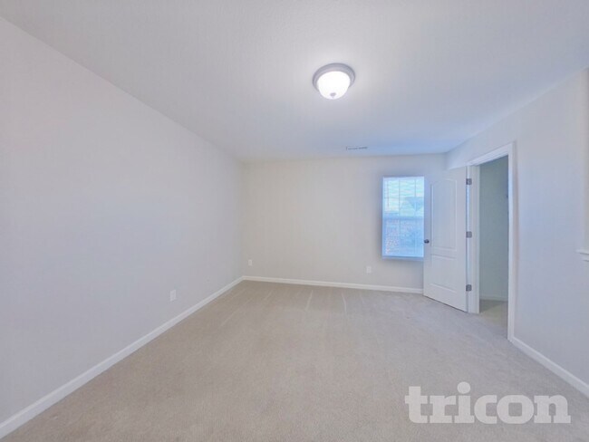 Building Photo - 1134 Blue Topaz Dr