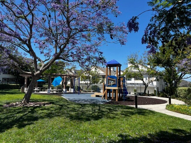 Building Photo - 16822 Blue Crane Way