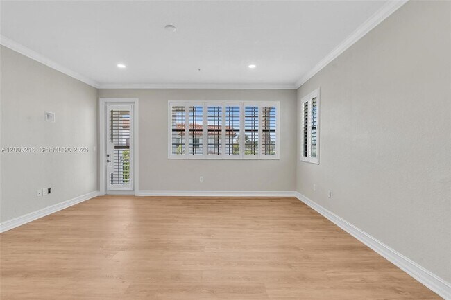Building Photo - 11541 SW 15th Ave
