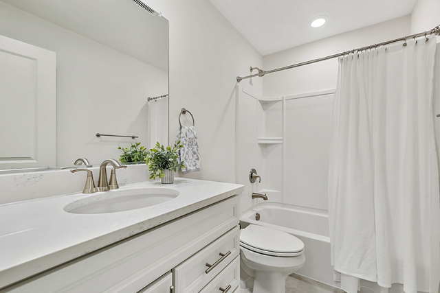 Building Photo - 2824 Kessler Dr