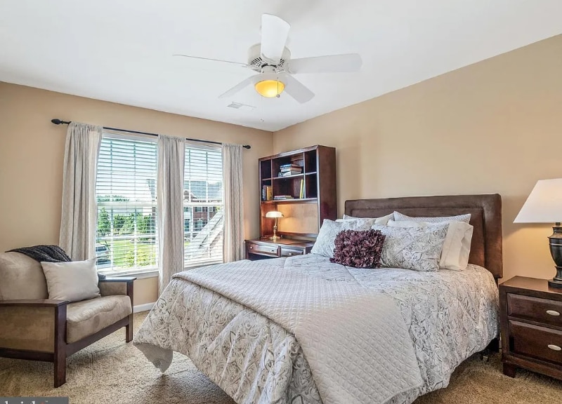 Building Photo - 25443 Kinsale Pl