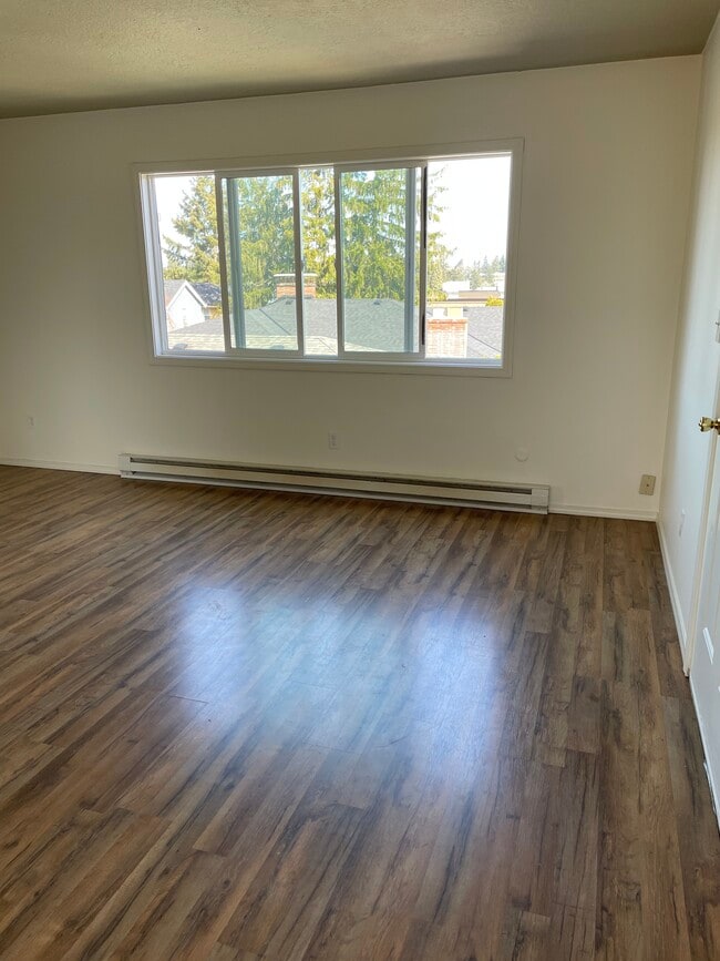 Building Photo - 1613 NE 81st Ave