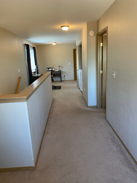 Building Photo - 312 S Blake Rd