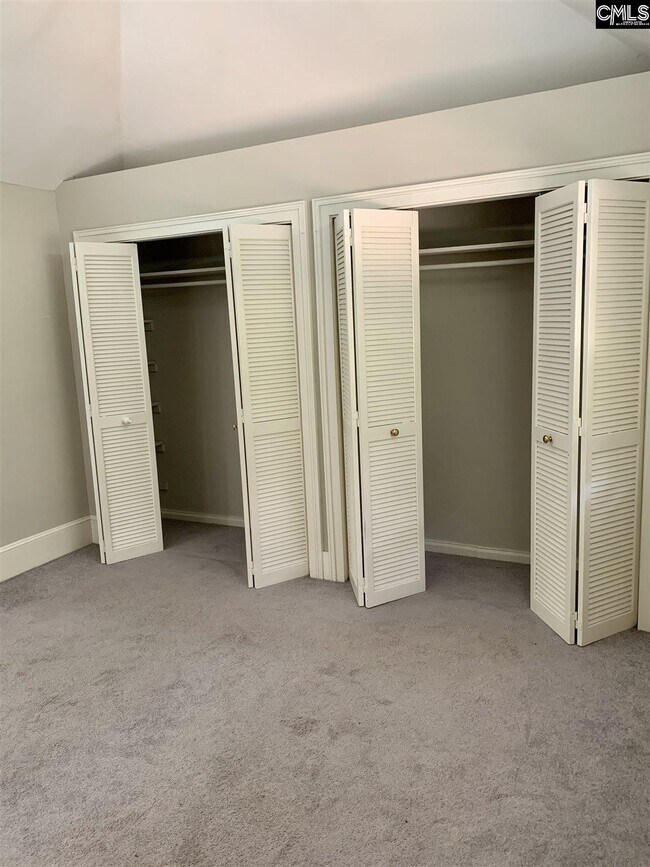 Building Photo - 302 S Edisto Ave