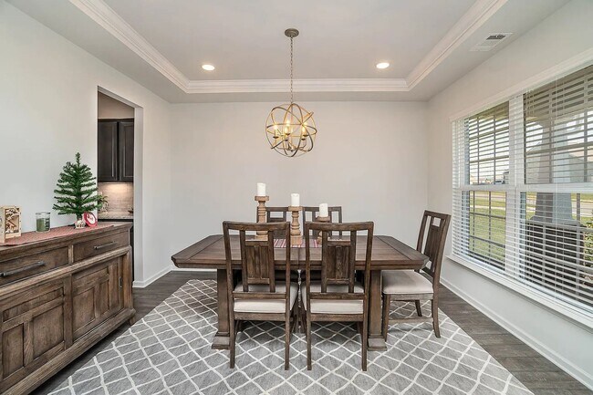 Building Photo - Beautiful 5-Bedroom Home in Brixworth Neig...