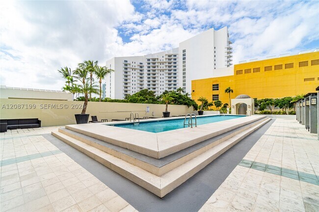 Building Photo - 800 Claughton Island Dr