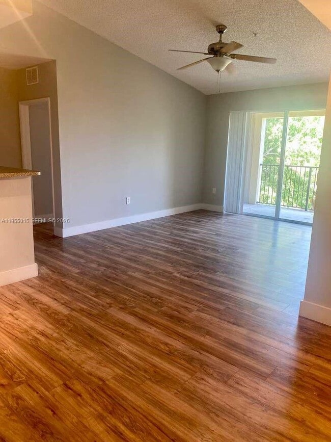 Building Photo - 7930 N Nob Hill Rd