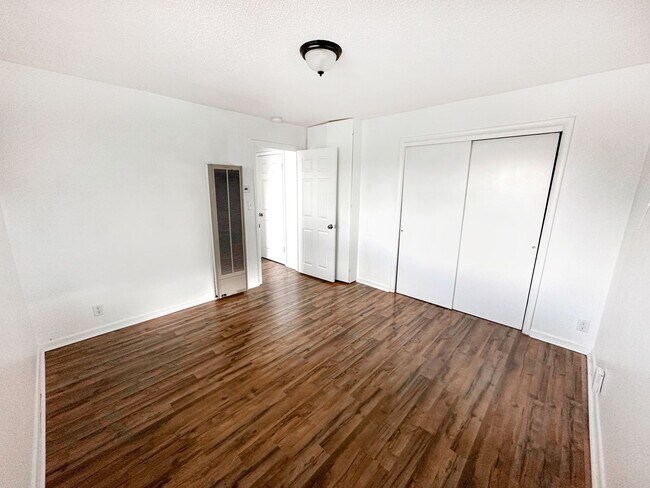 Building Photo - 517 N 900 W