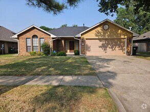 Building Photo - (3) Bed, (2)Bath Avail NOW! Cambridge Addi...