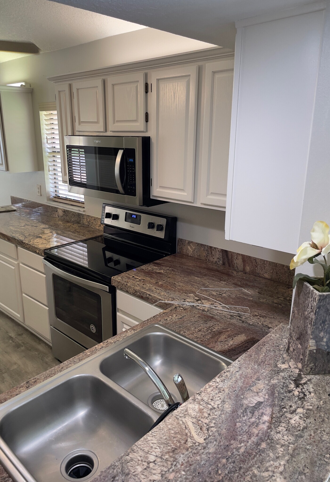 Stainless - 1334 Augusta National Blvd