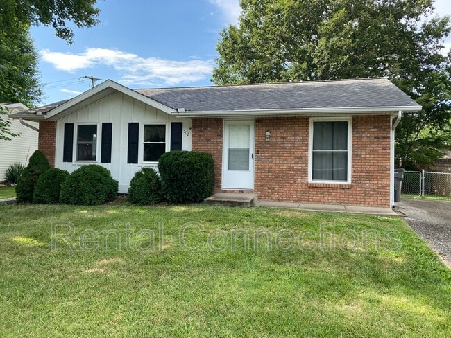 Building Photo - 502 Timothy Ln