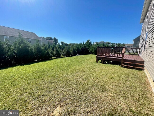 Building Photo - 253 S Marshview Terrace