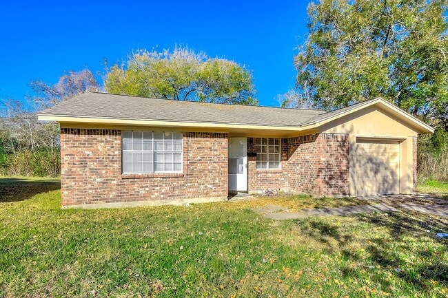 Building Photo - 3 Bedr/ 1 bath Beautiful Home in Texas City