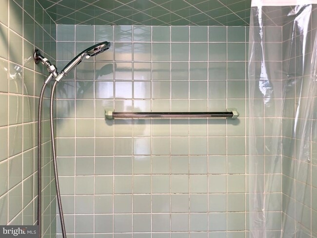 Building Photo - 1620 Randolph St