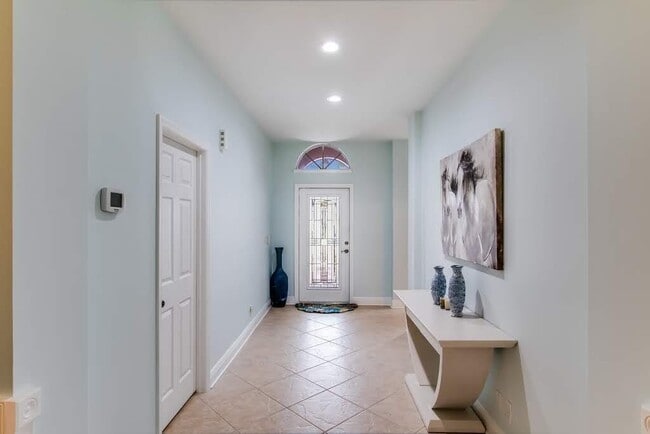 Building Photo - 3690 Old Lighthouse Cir