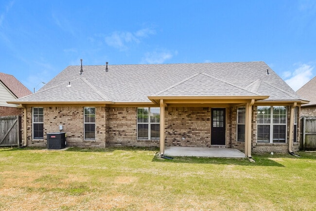 Building Photo - 4857 Cantata Dr