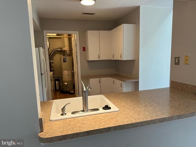 Building Photo - 1908 Society Pl