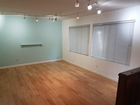 Building Photo - 3112 S Durango Ave
