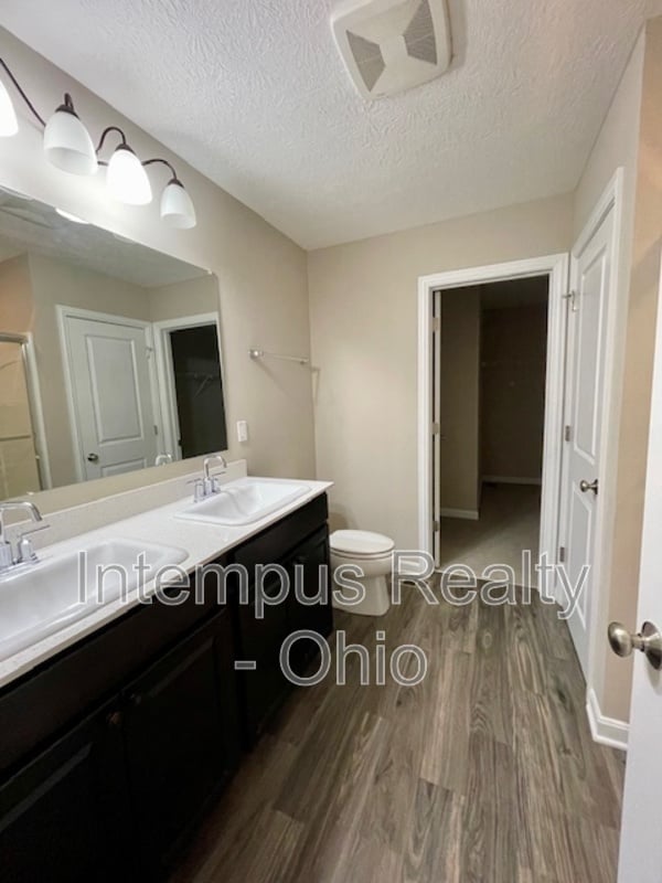 Building Photo - 7311 Blackwell Dr