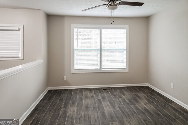 Building Photo - 2626 Del Ridge Dr