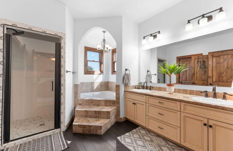 Building Photo - 710 Hilltop Vista Rd