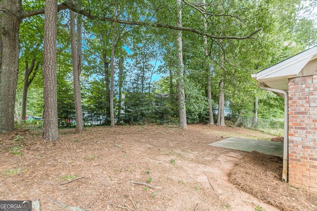 Building Photo - 828 Sheppard Way