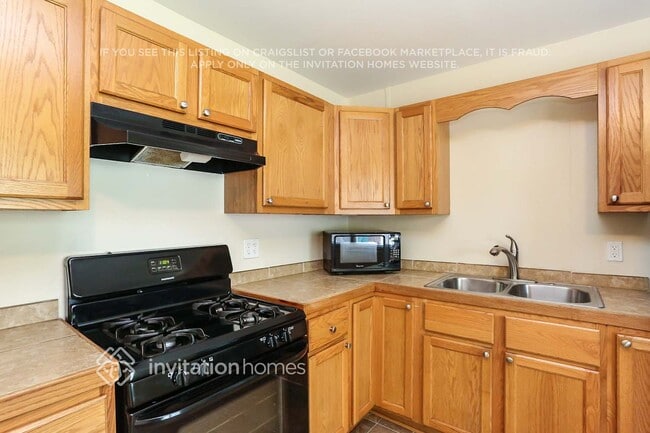 Building Photo - 808 Cypress Ln