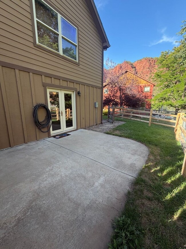 Building Photo - 4122 Sky Ranch Dr