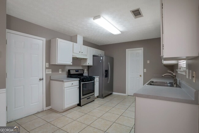Building Photo - 90 Allen Oaks Way