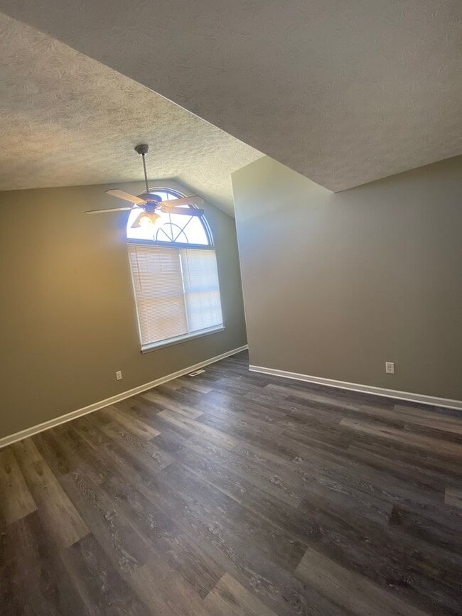 Building Photo - South Lafayette Modern and Spacious 4 Bed/...