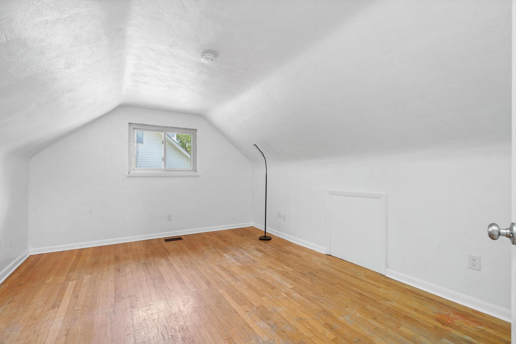 Building Photo - 717 N 12th St