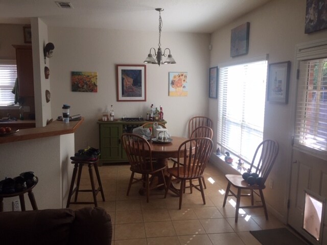 Building Photo - 10277 English Manor Dr