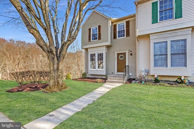 Building Photo - 3400 Oak W Dr