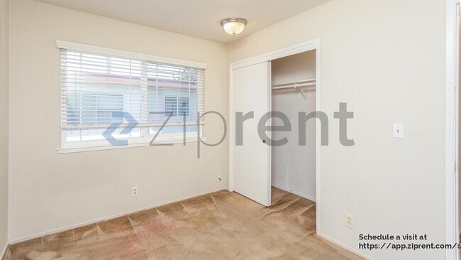 Building Photo - 3691 Cape Cod Ct