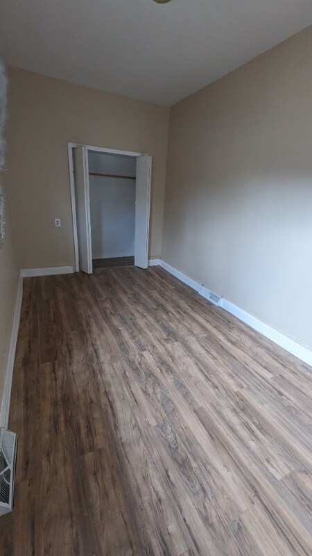 Building Photo - 400 Glen Park Ave