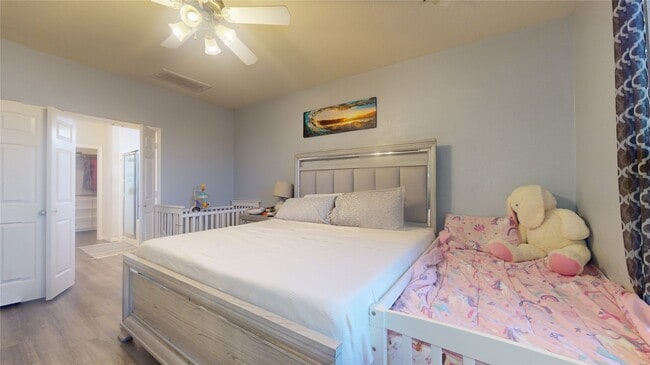 Building Photo - 21499 Pleasant Forest Dr