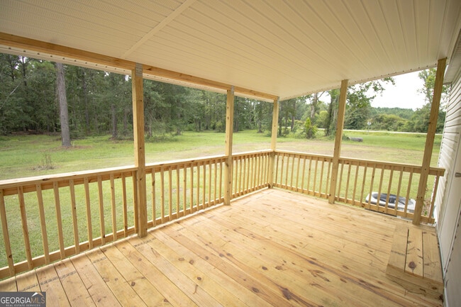 Building Photo - 1776 Zettwell Rd