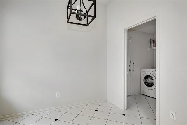 Building Photo - 6006 Team Ct