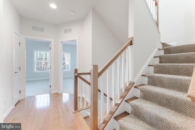 Building Photo - 3104 Magellan Ct