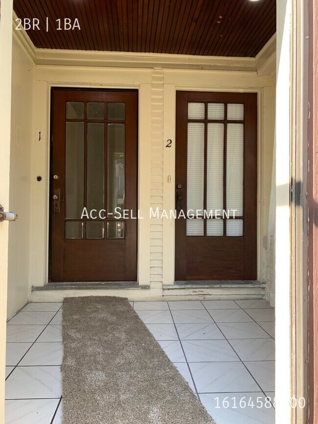 Building Photo - 209 Valley Ave NW