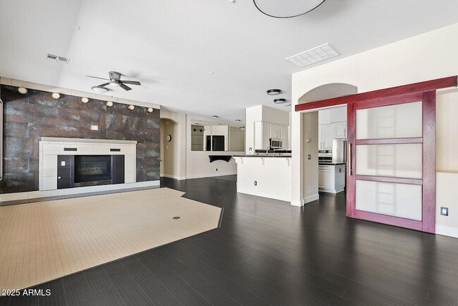 Building Photo - 8274 E Tailspin Ln