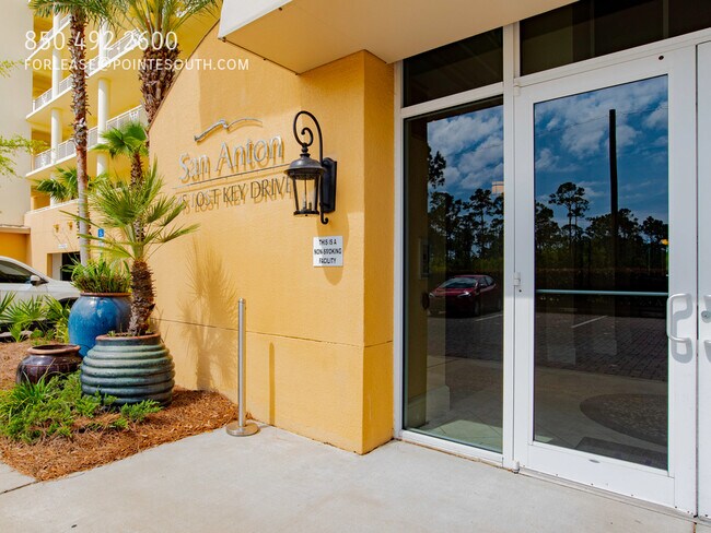 Building Photo - 645 Lost Key Dr