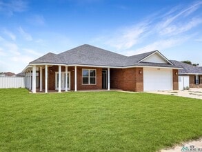 Building Photo - 2300 Reese Dr