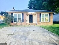 Building Photo - 2512 Water Oak Dr